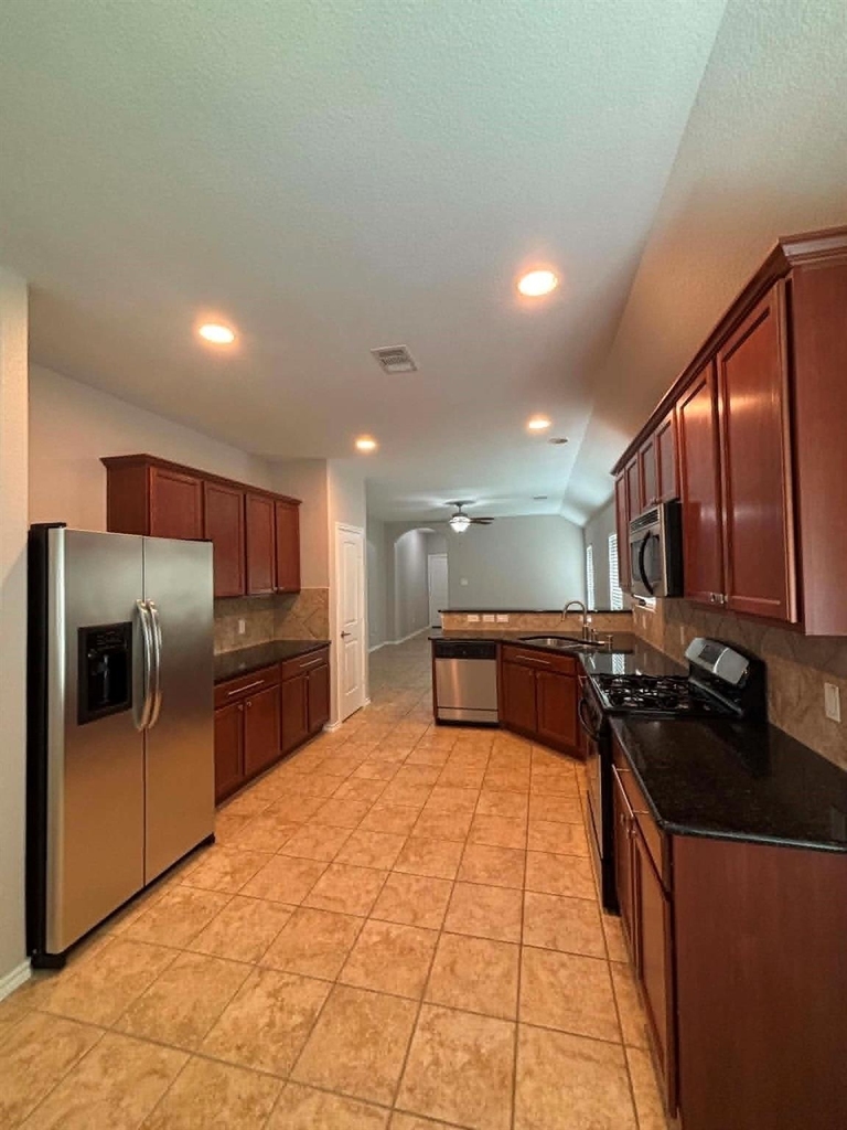 1707 Hickory Burl Lane - Photo 2