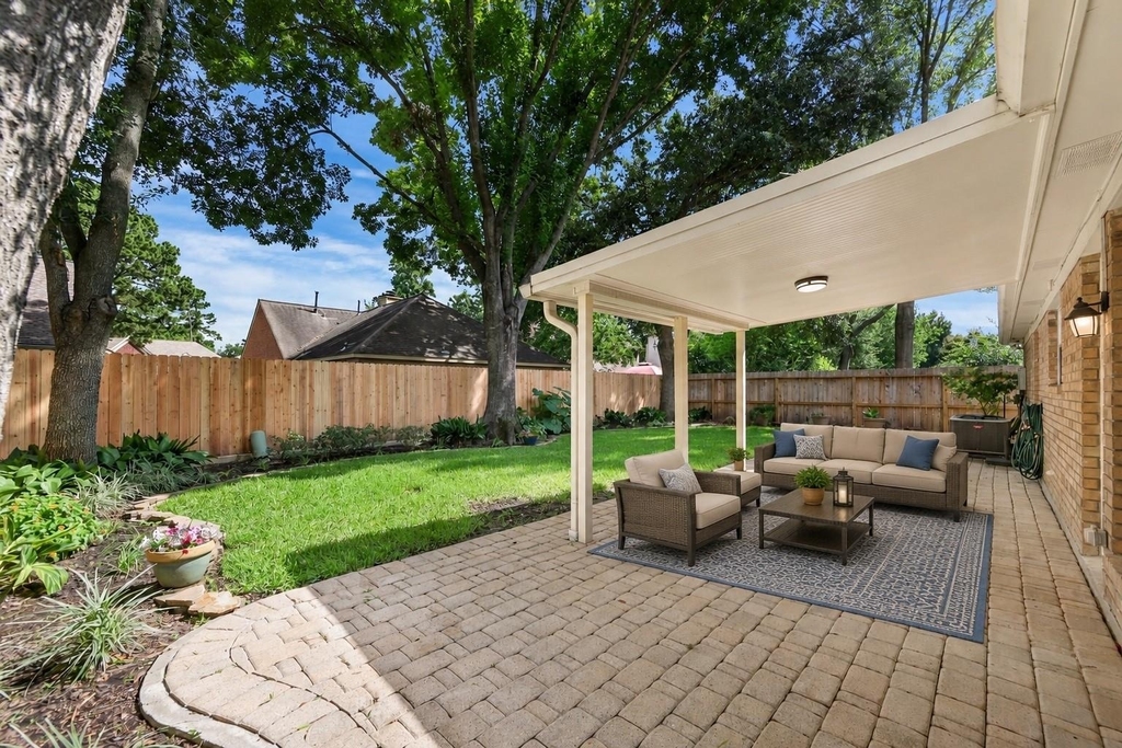 8910 Driftstone Drive - Photo 23