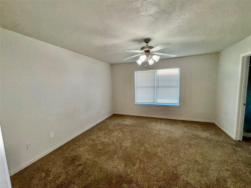 15931 Winston Point Lane Lane - Photo 9