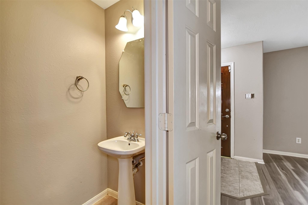5410 Spring Oak Drive - Photo 24