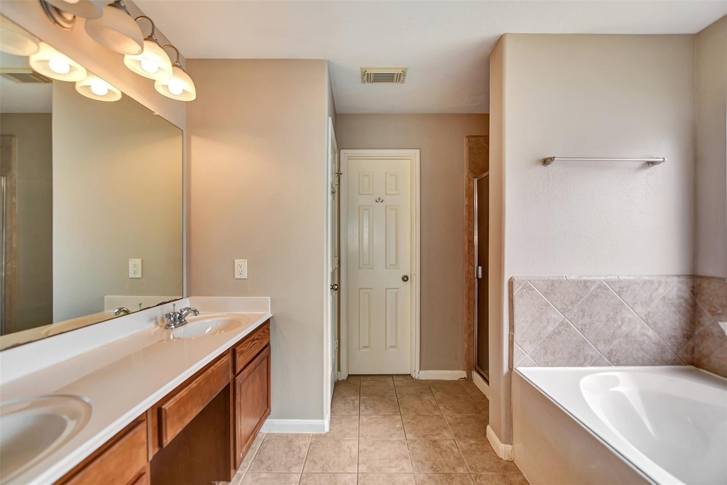 5410 Spring Oak Drive - Photo 31