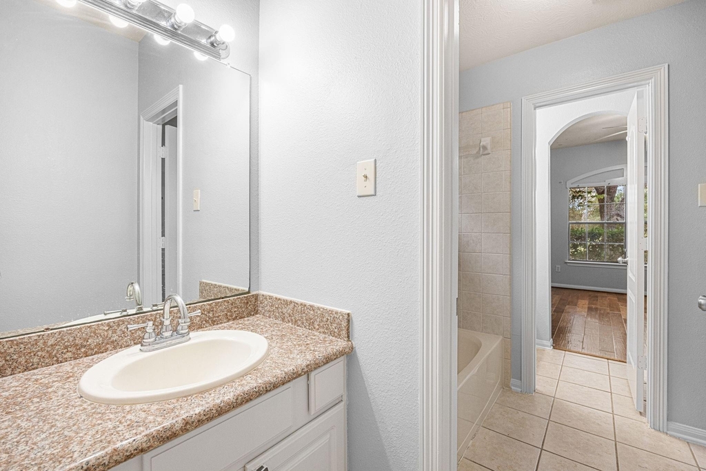 802 Floriencia Street - Photo 27