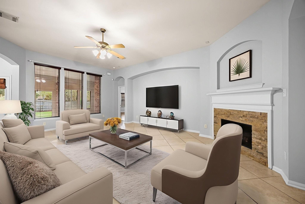 802 Floriencia Street - Photo 8