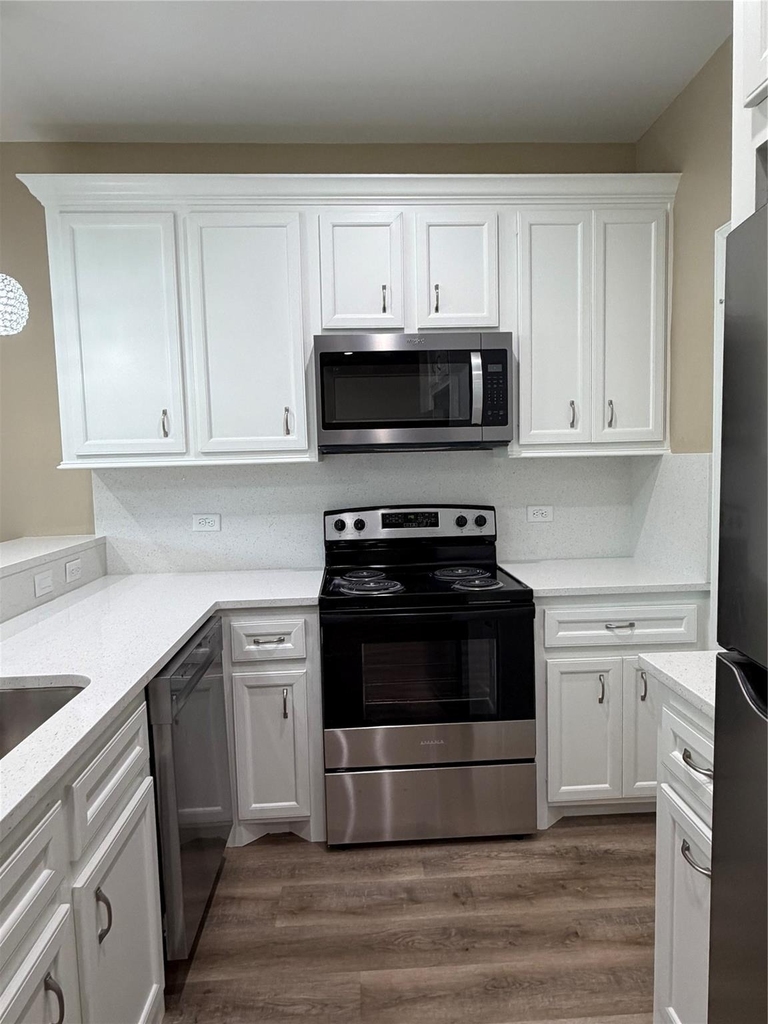 408 Mary Avenue - Photo 3