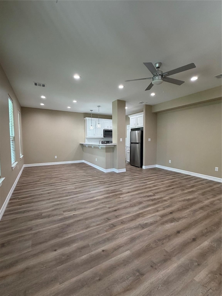 408 Mary Avenue - Photo 5