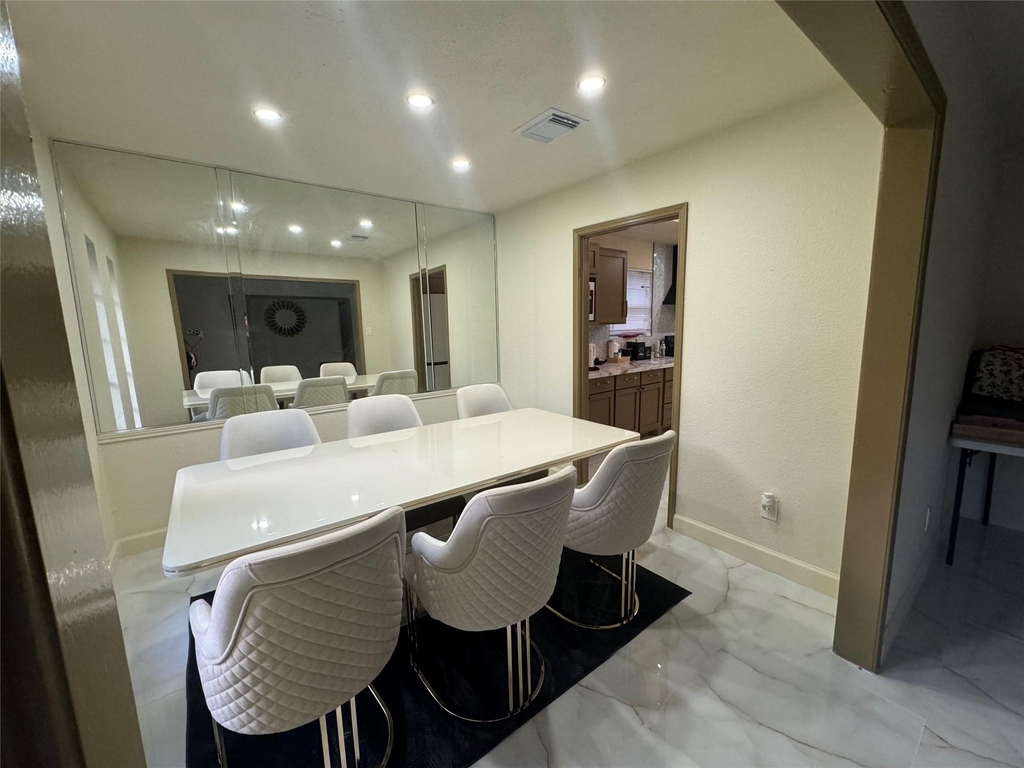 23230 Canyon Lake Drive - Photo 4