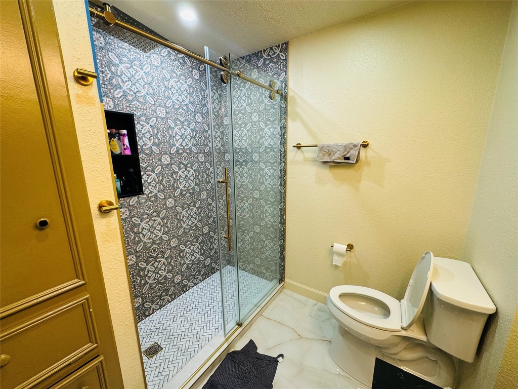23230 Canyon Lake Drive - Photo 15