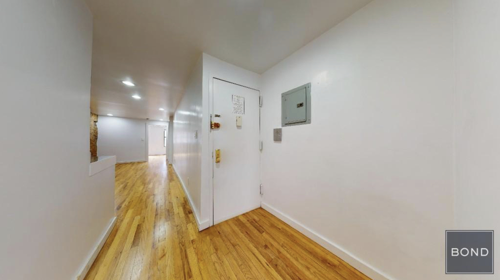 123 East 7th Street - Photo 2