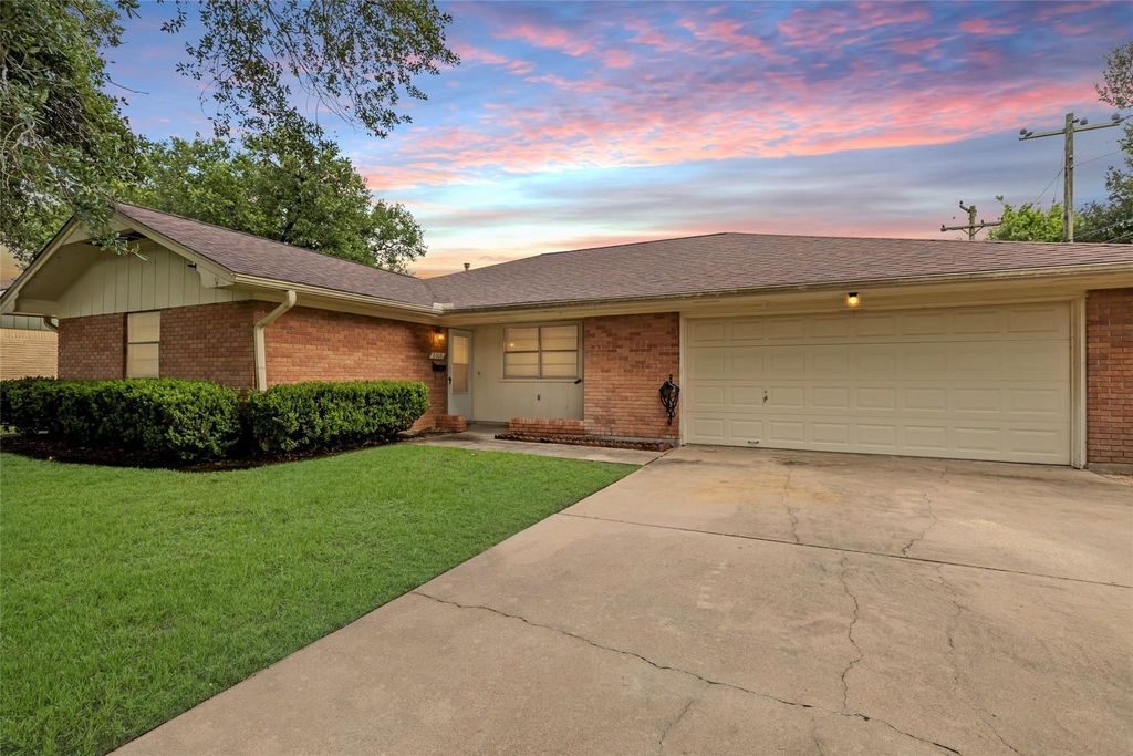 2308 Hillcrest Drive - Photo 0