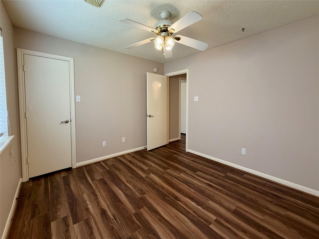4006 Hunnington Drive - Photo 22