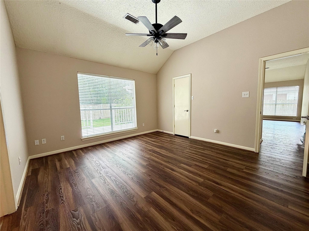 4006 Hunnington Drive - Photo 17