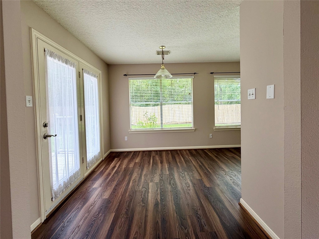 4006 Hunnington Drive - Photo 6
