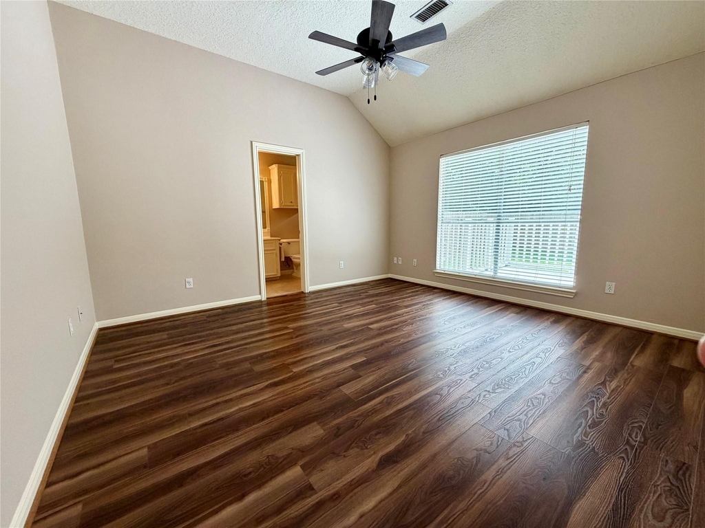 4006 Hunnington Drive - Photo 15