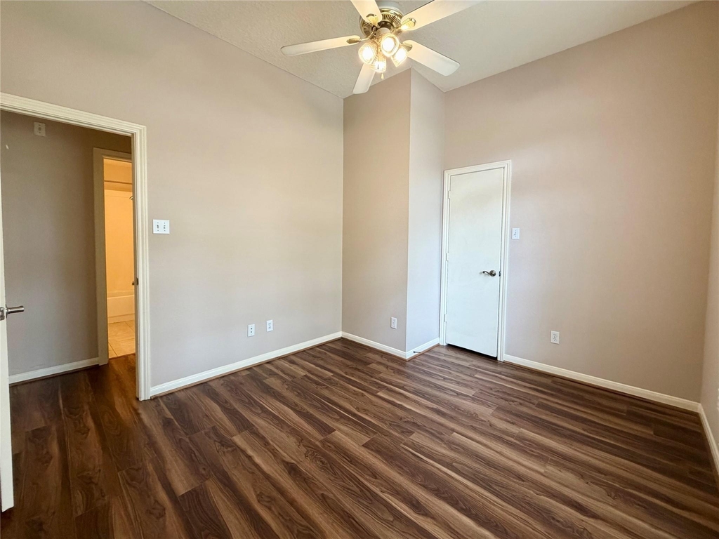 4006 Hunnington Drive - Photo 19
