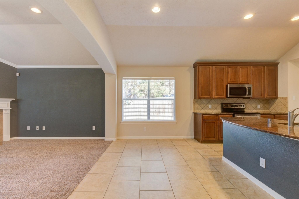 11 Ebony Oaks Place - Photo 9