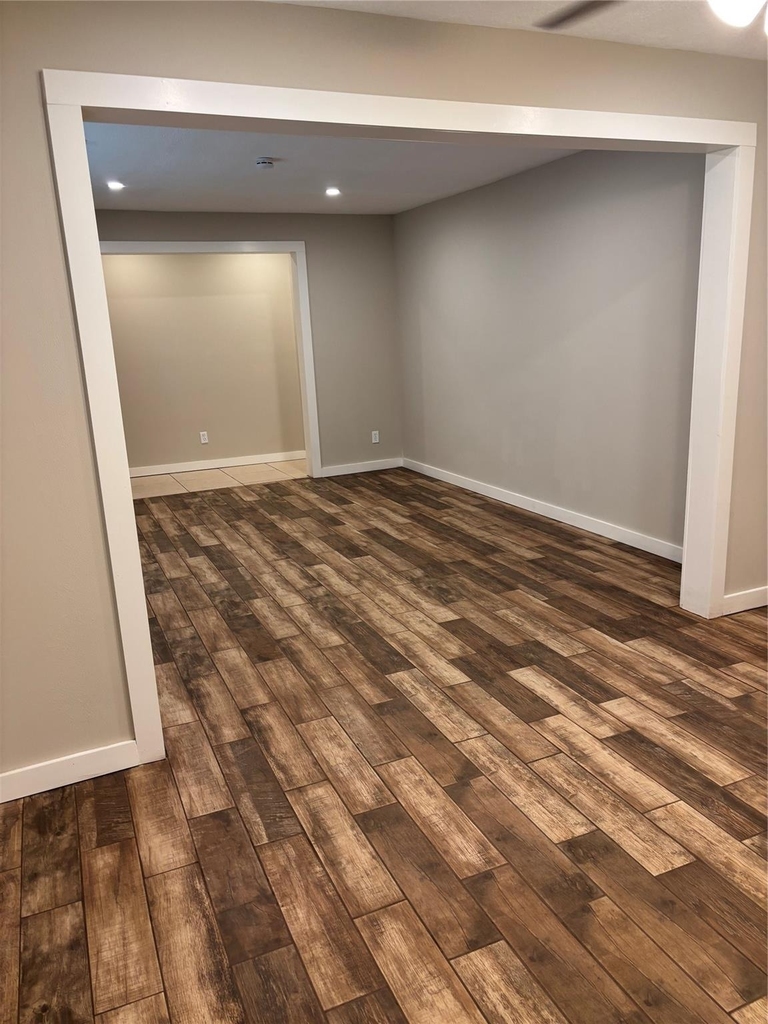 8049 Forest Hills Drive - Photo 10