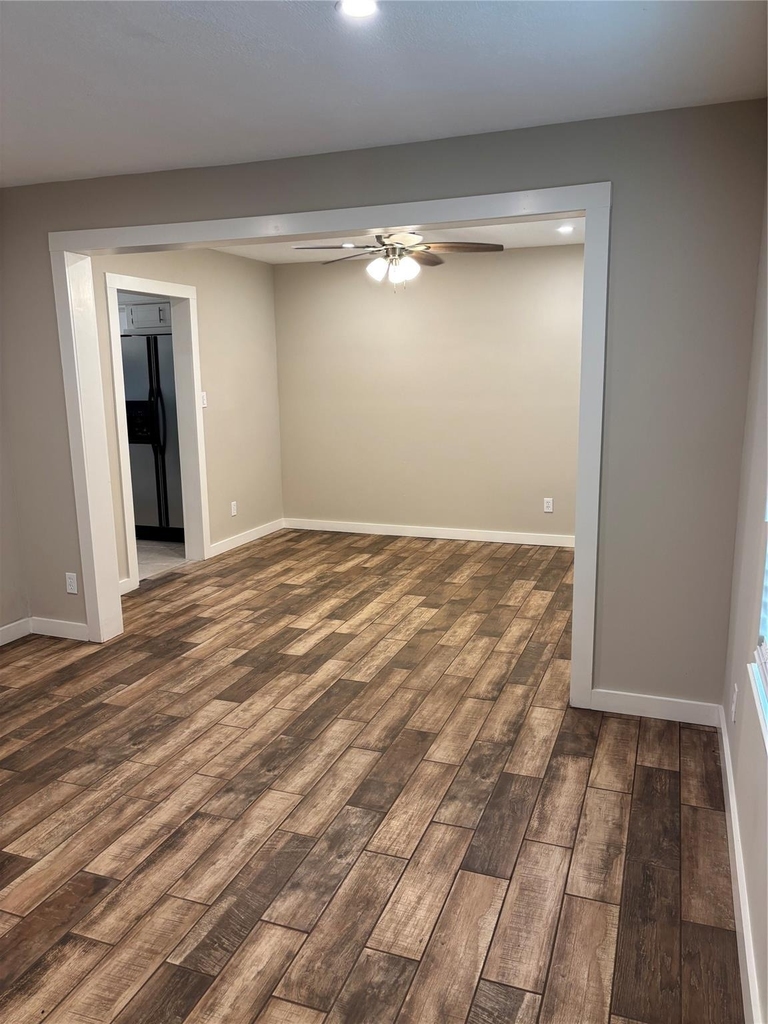 8049 Forest Hills Drive - Photo 9