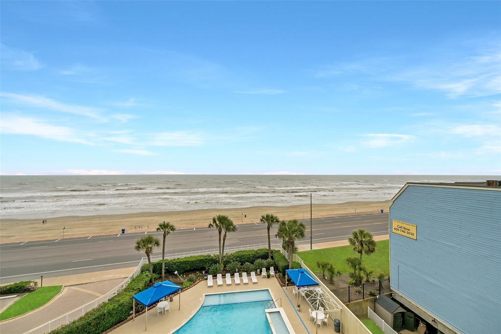 7700 Seawall Boulevard - Photo 32