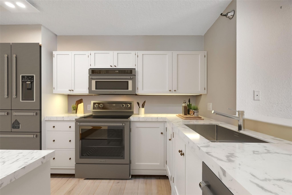 7700 Seawall Boulevard - Photo 19