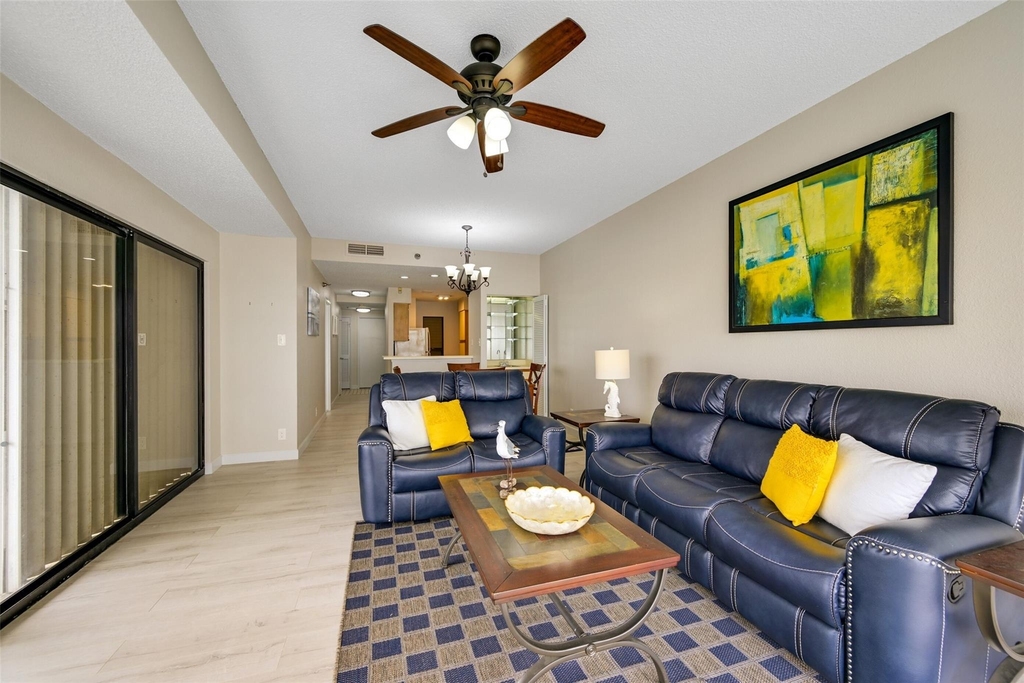 7700 Seawall Boulevard - Photo 13