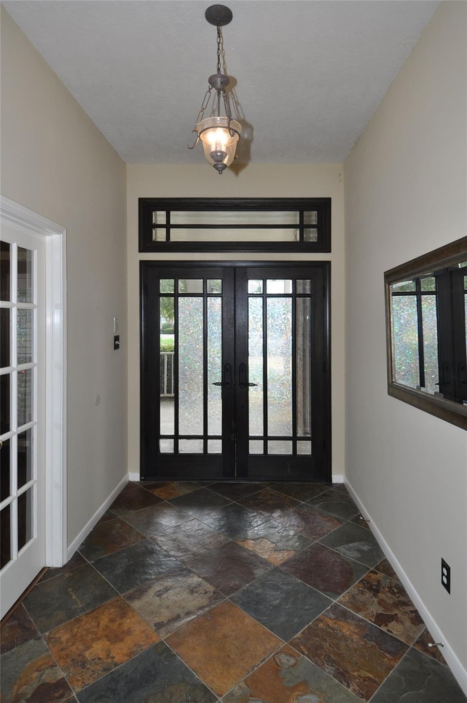 13607 Goldwater Ct - Photo 3