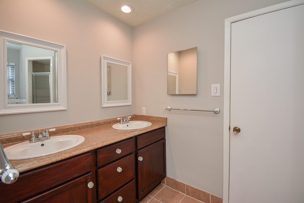 21318 Park Valley Drive - Photo 33