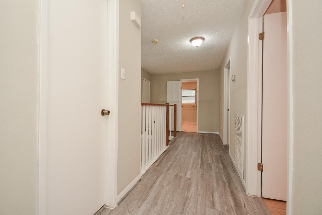21318 Park Valley Drive - Photo 40