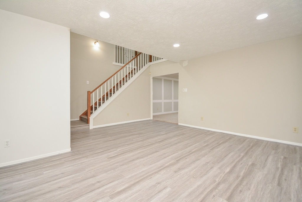 21318 Park Valley Drive - Photo 13