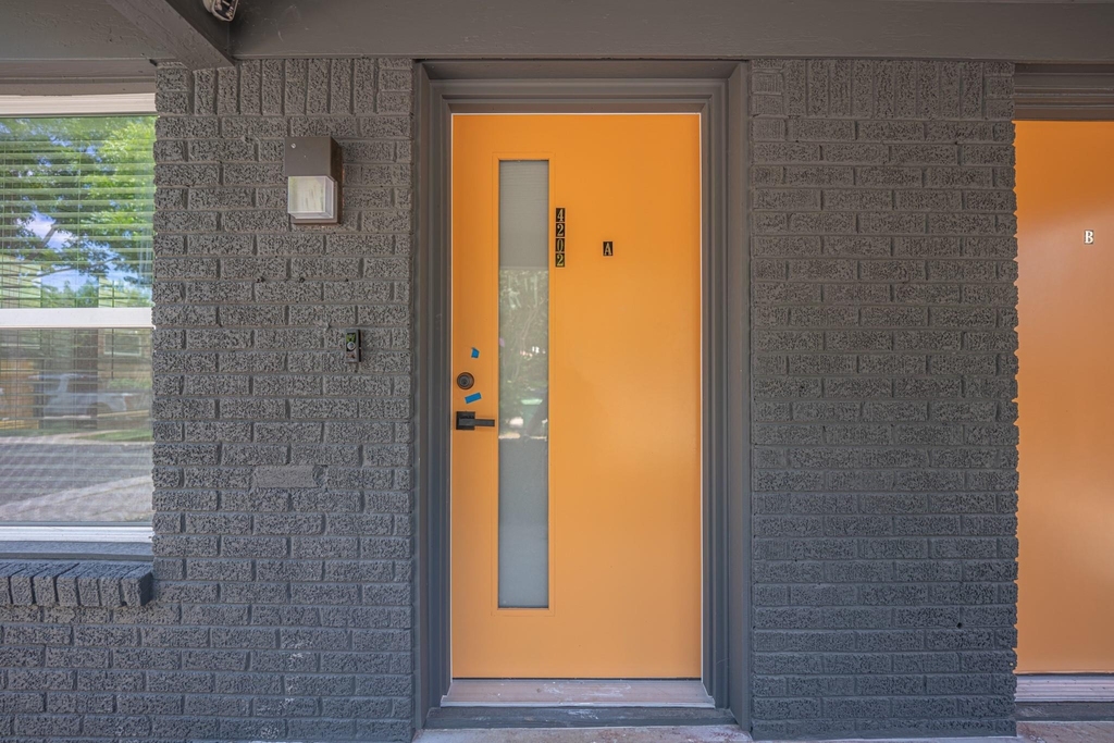 4202 Clay Street - Photo 9