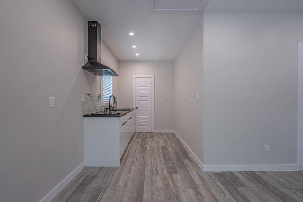 4202 Clay Street - Photo 8