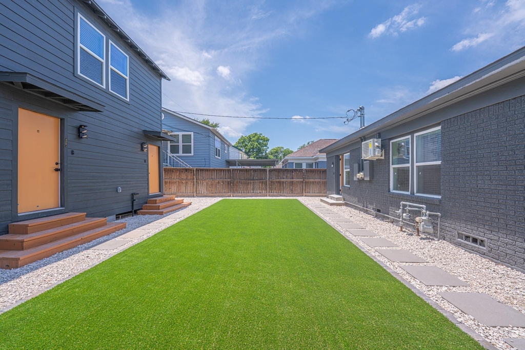 4202 Clay Street - Photo 18
