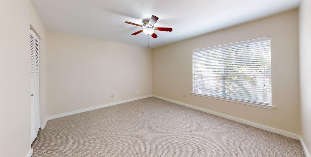 2105 N Red Cedar Circle - Photo 16