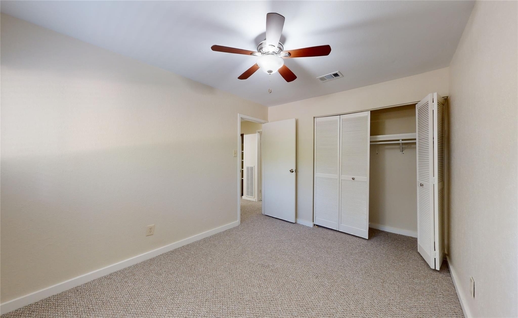 2105 N Red Cedar Circle - Photo 14