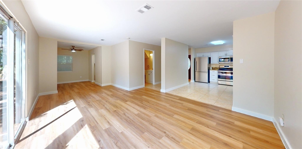 2105 N Red Cedar Circle - Photo 9