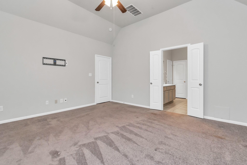 4406 Low Meadow Lane - Photo 17