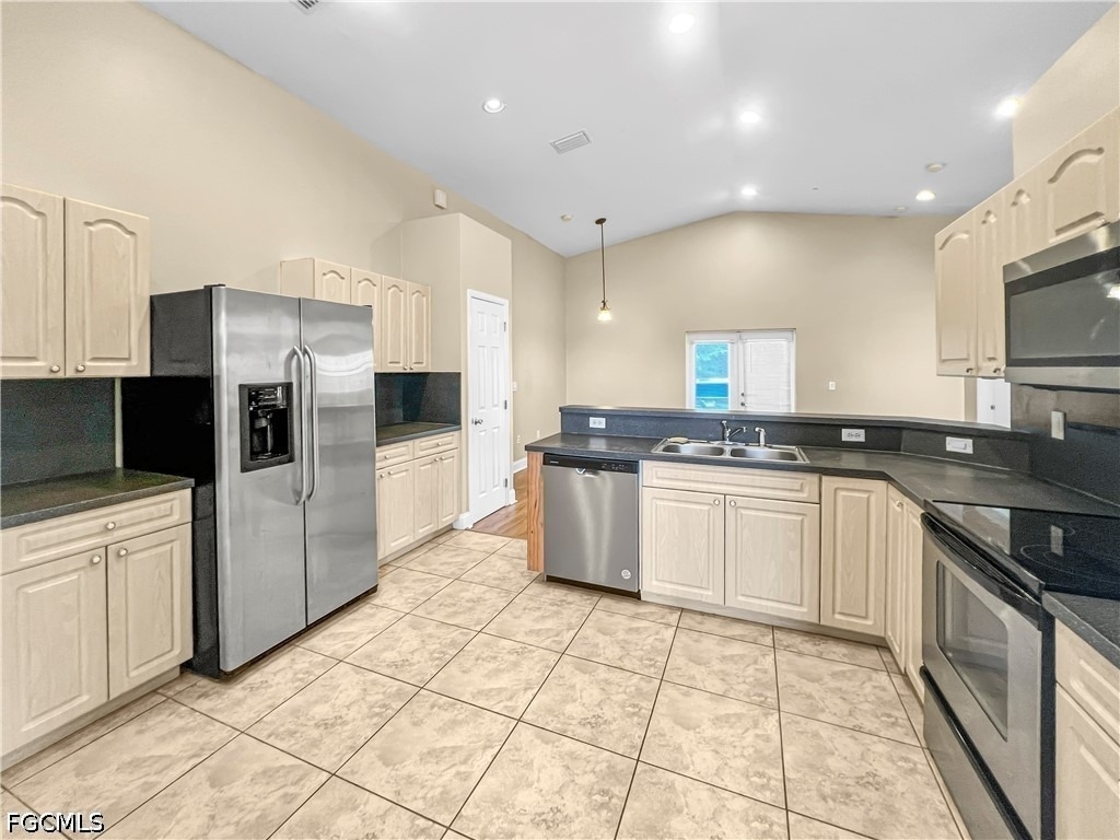 2105 Ne 15th Terrace - Photo 15