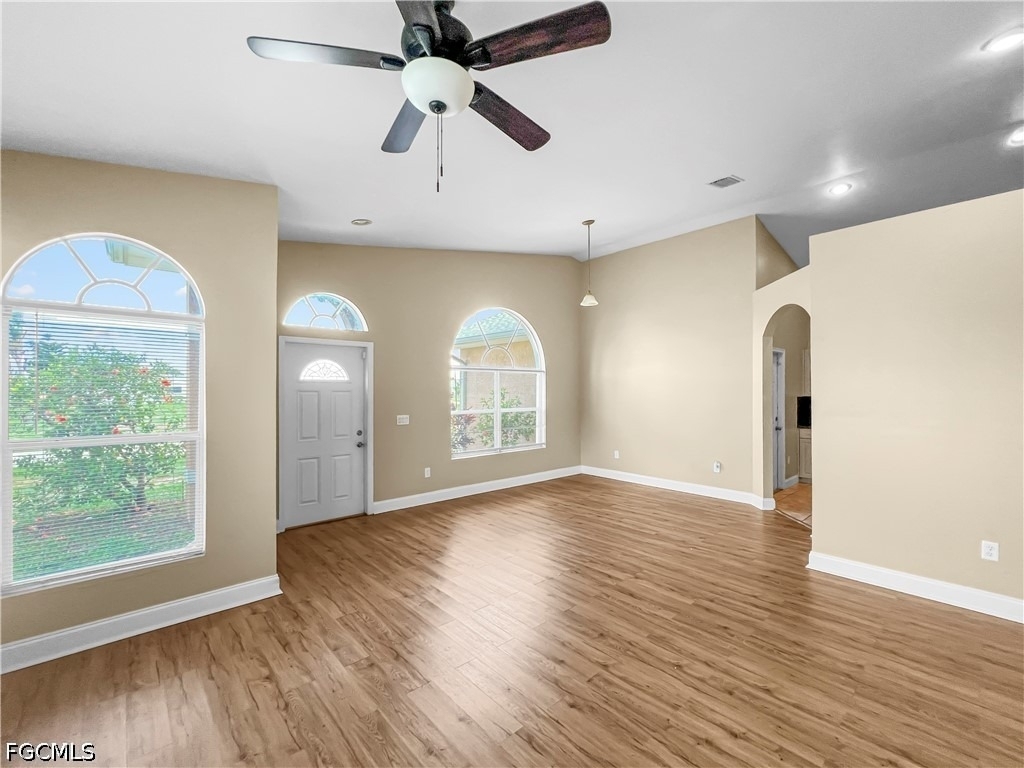 2105 Ne 15th Terrace - Photo 4