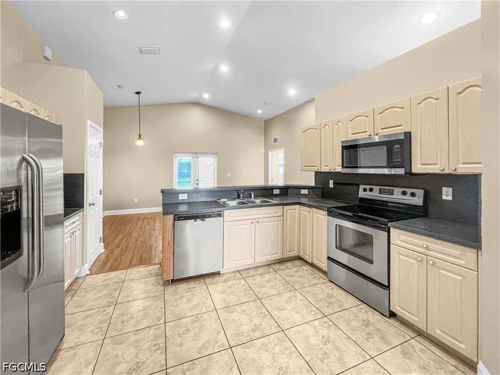 2105 Ne 15th Terrace - Photo 16