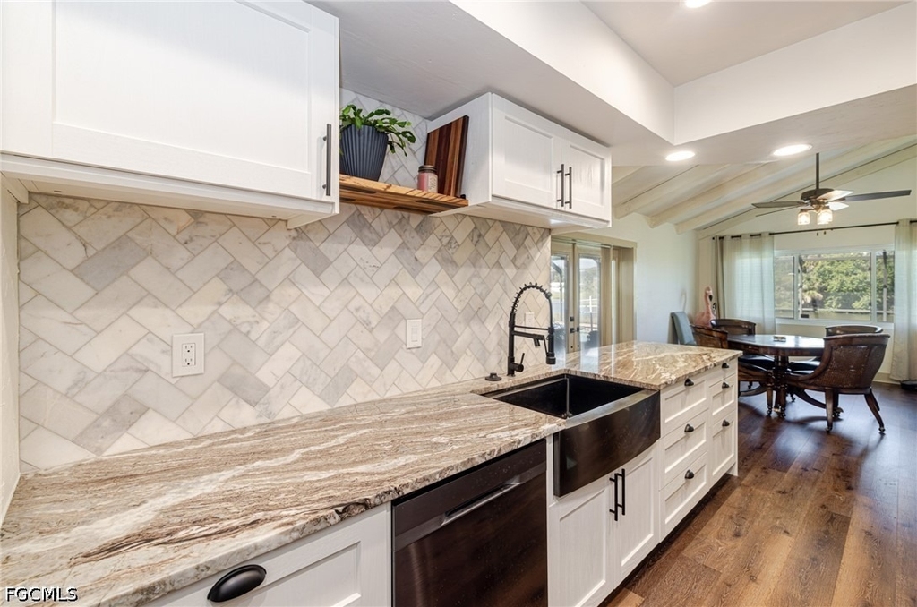 2507 Lakeview Drive - Photo 17