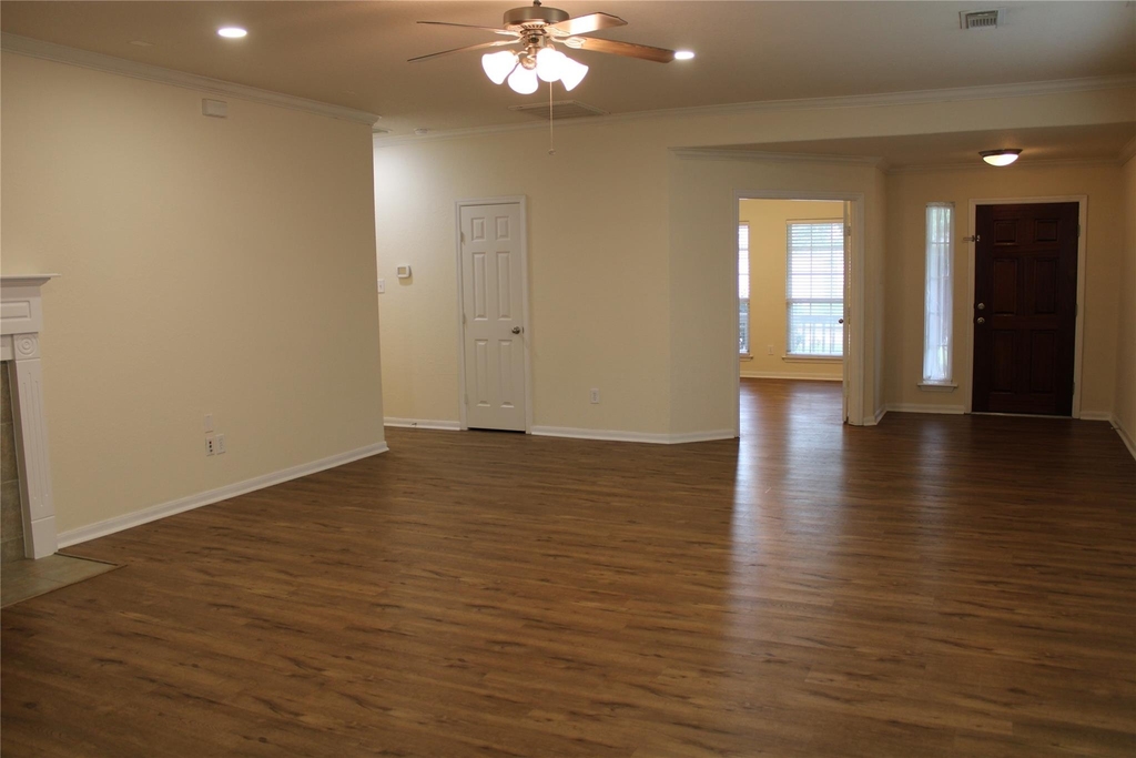 9527 Brackenton Crest Drive - Photo 4
