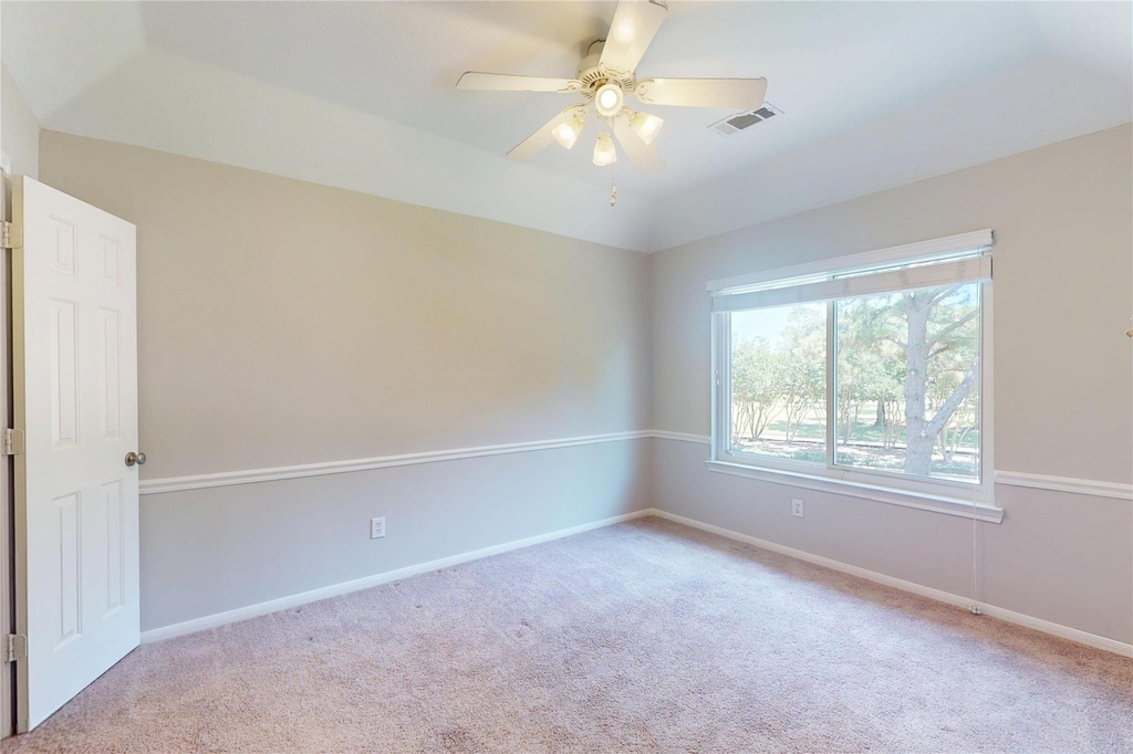 23027 Lodgepoint Drive - Photo 16