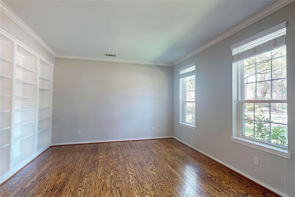 23027 Lodgepoint Drive - Photo 3