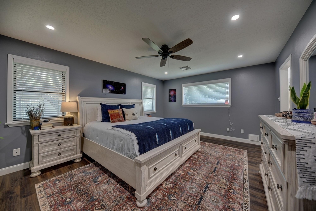 1600 Pecan Street - Photo 17