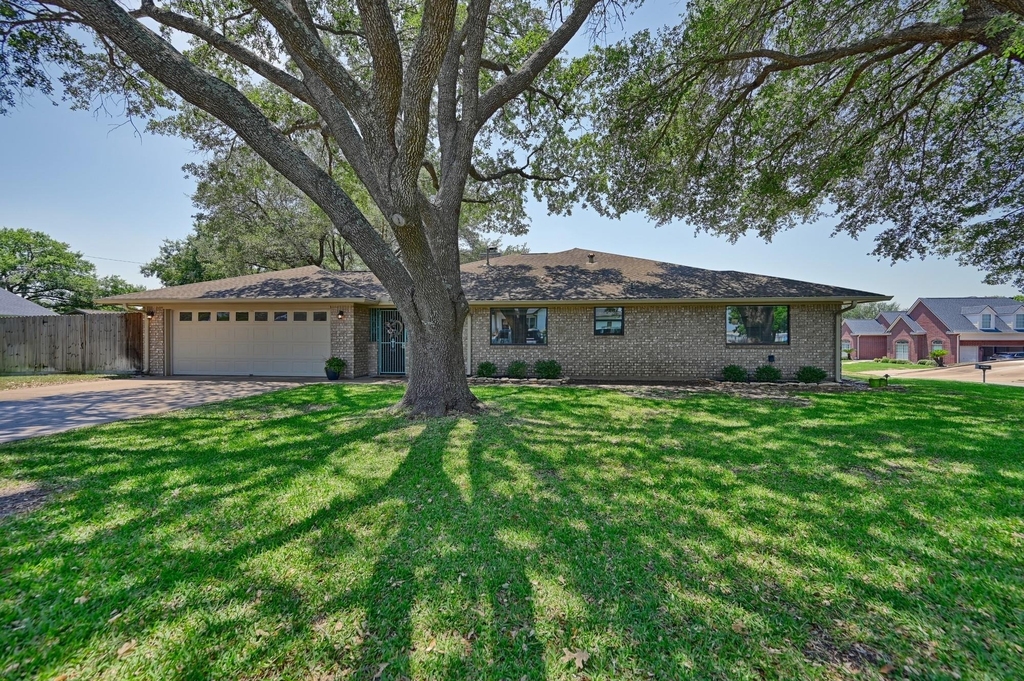 1600 Pecan Street - Photo 31