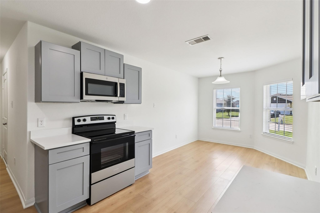 8006 Distant Harbor Road - Photo 1