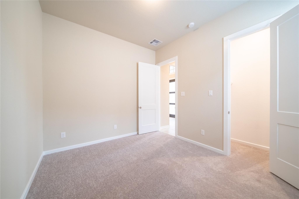 6007 Painted Plains Lane - Photo 15