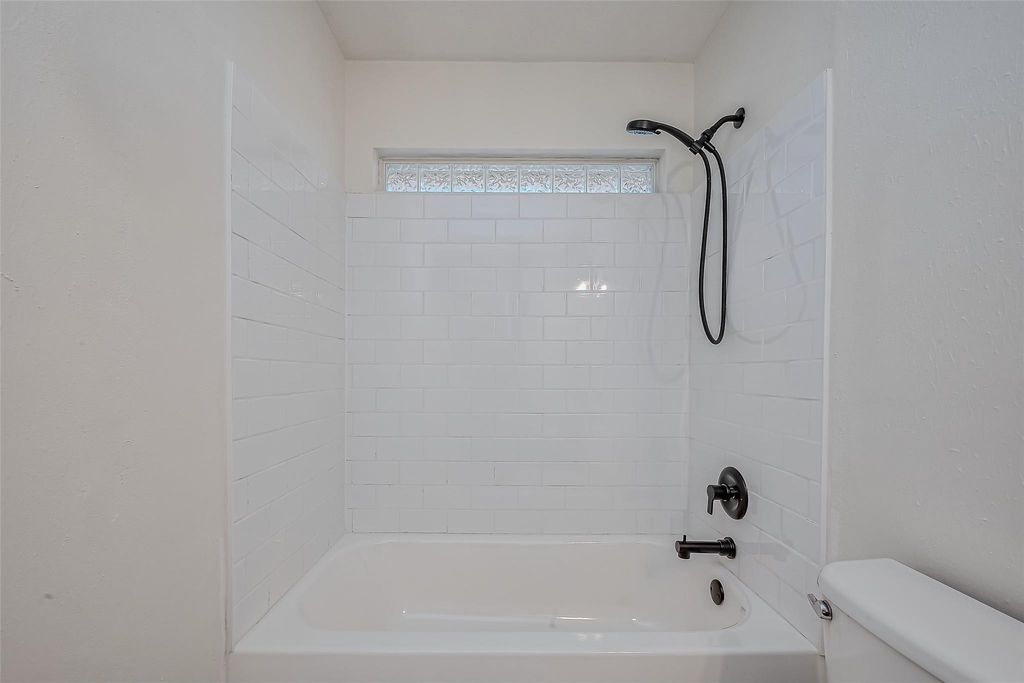 7135 Woodland Oaks - Photo 16