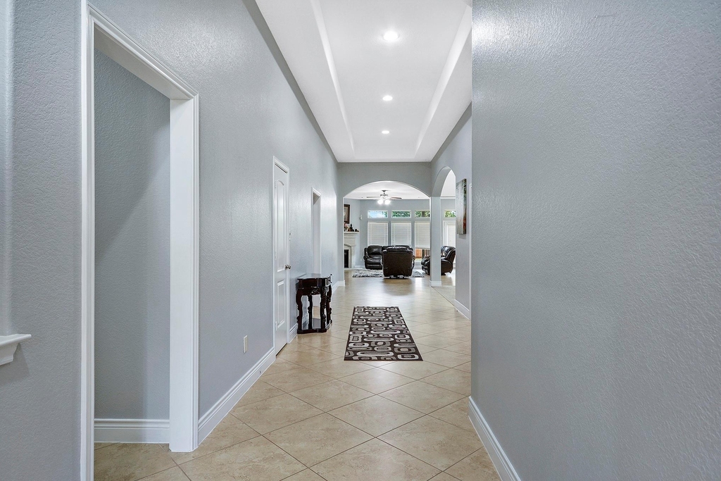 27815 Colonial Point Drive - Photo 5
