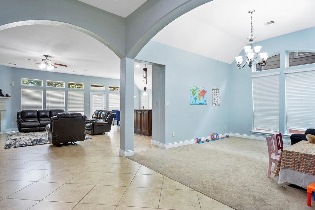 27815 Colonial Point Drive - Photo 6