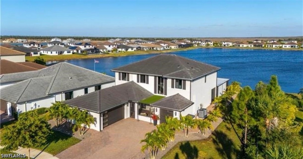 4796 Sophia Drive - Photo 4